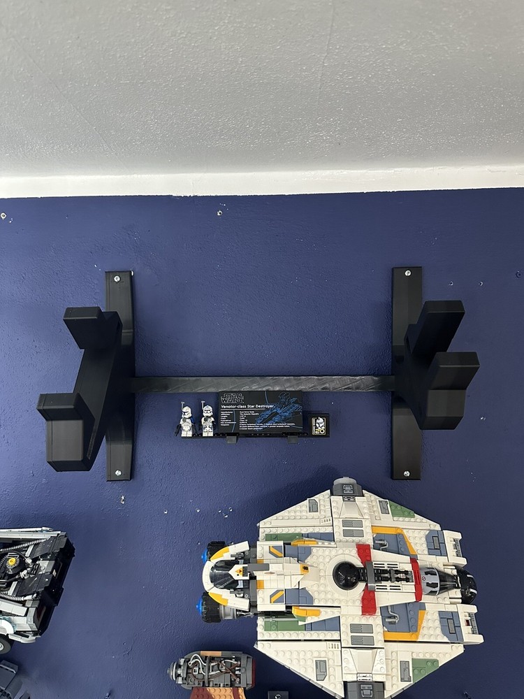 Wall Mount Display for Lego Star Wars UCS Venator