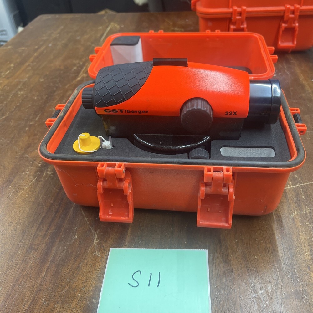 CST/Berger Automatic Level 22x With Hard Case Orange