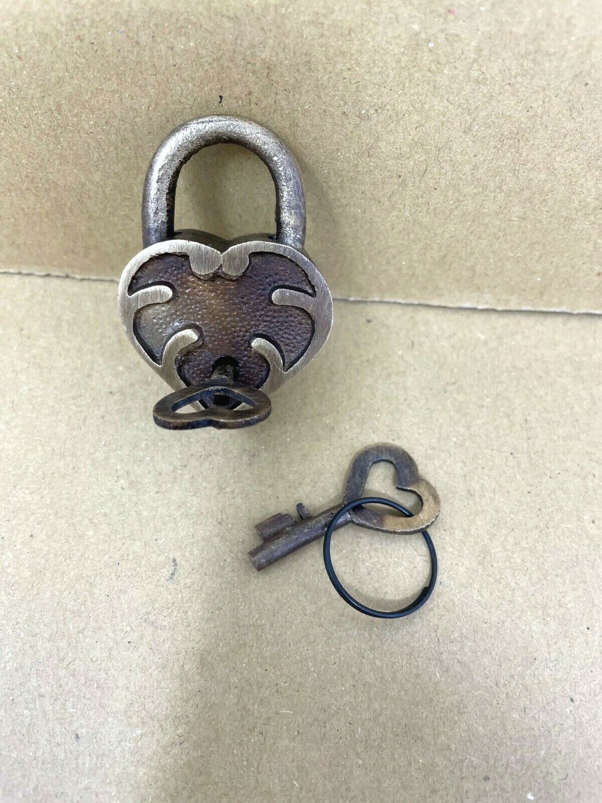 Padlock Small Victorian Heart Shaped Brass Lock, Antique Finish with 2 Keys