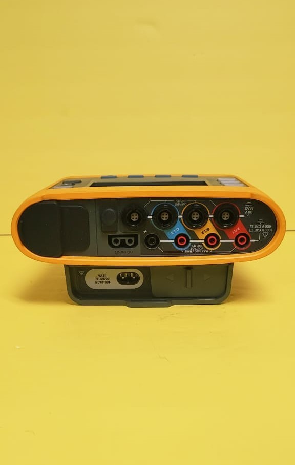 Fluke 1736 Three Phase Advanced Power Quality Logger Analyzer w/ Accessories