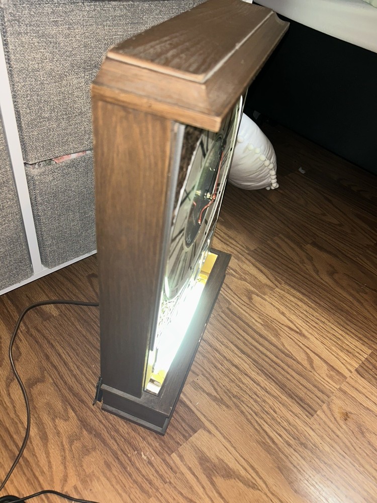 Vintage Anheuser Busch Beer Clock / Light Working! READ DESCRIPTION