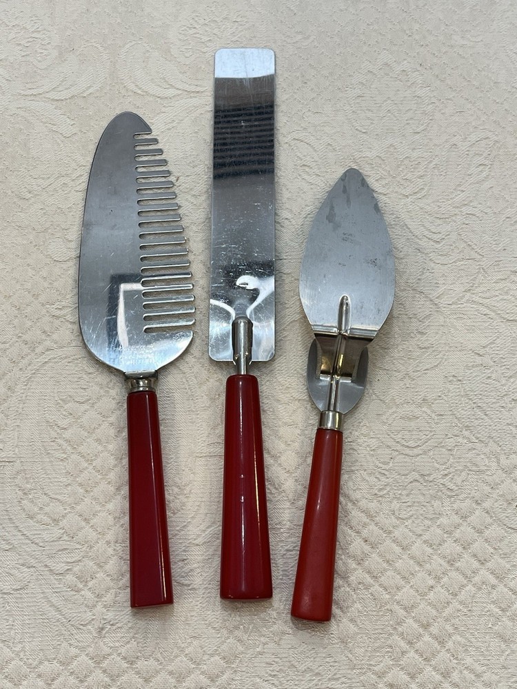 3 Red Bakelite Serving Pieces P&G Spreader -Pie Server With Prongs & Cake Server