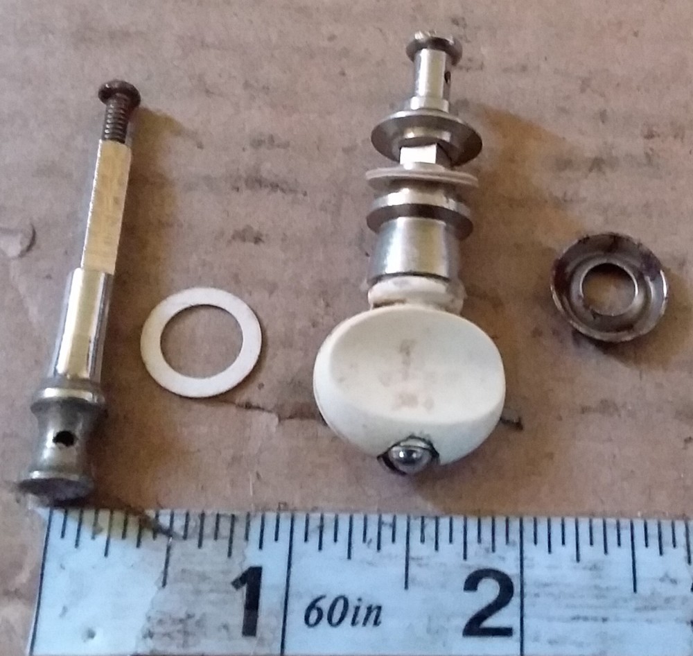 Tenor Banjo #75 Key - Used