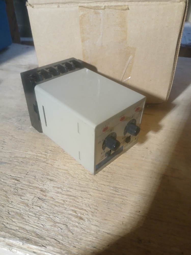 New Honeywell Micro Switch FEC-AD2-M, Timer Relay