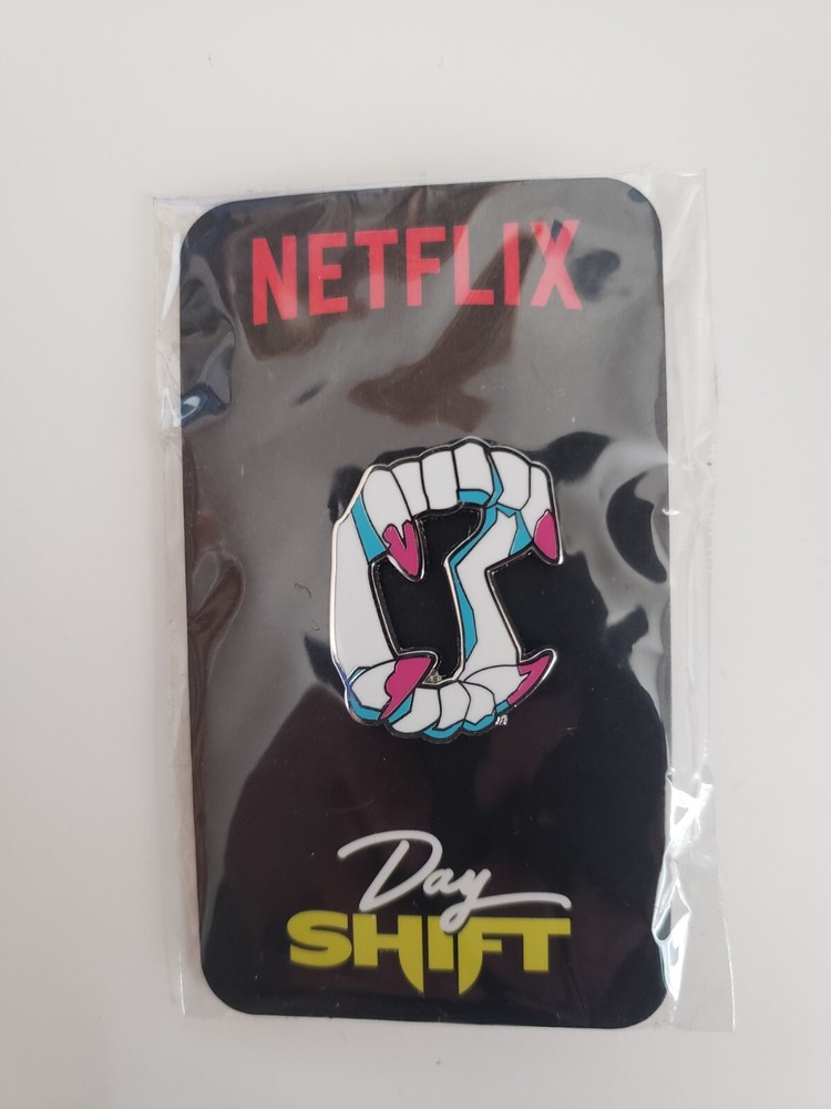 SDCC Comic Con 2022 Shift Fangs Netflix Pin