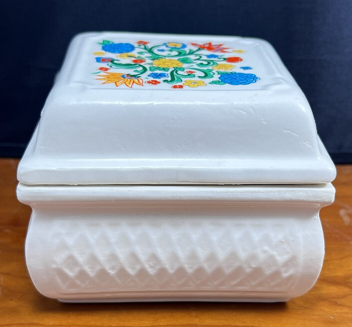 Vtg Max Factor Hypnotique Ceramic Bath Powder Box EMPTY VGC. *Pre-Owned*