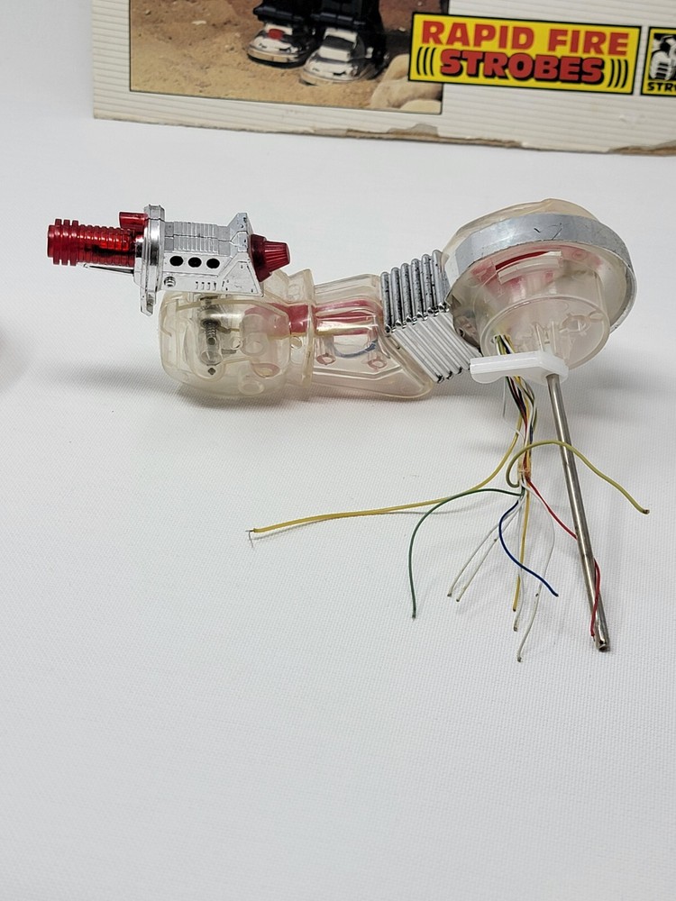 Walking Strobe Robot - Replacement Arms with Single Ray Laser Gun - As Shown