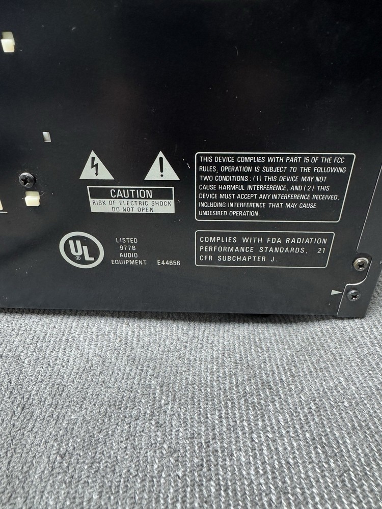 Optimus Compact Disk Changer - CD-FILE 25 Disk - CD-8350 (For Parts/Not Working)