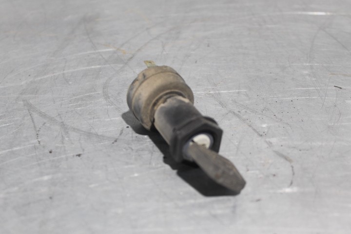 2006 ARCTIC CAT MOUNTAIN CAT 900 EFI IGNITION MAIN KEY SWITCH #7604