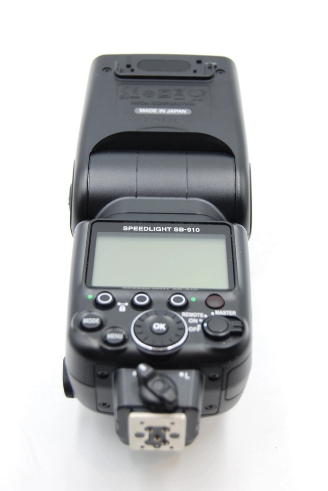 USED Nikon SB-910 Speedlight Flash