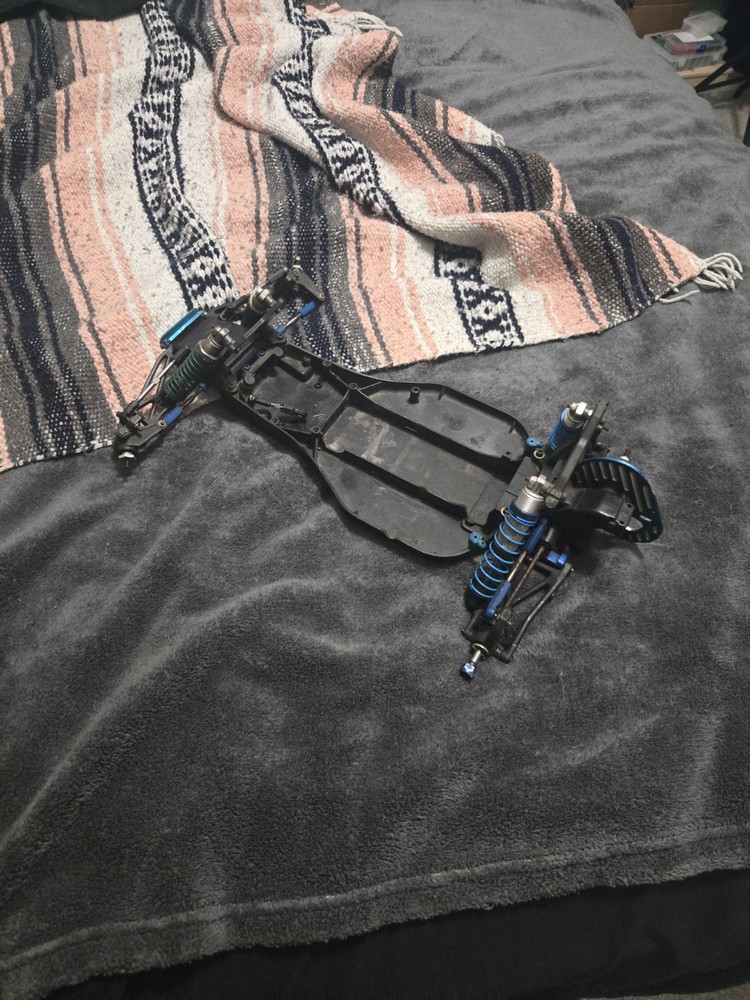 TLR xxx parts buggy