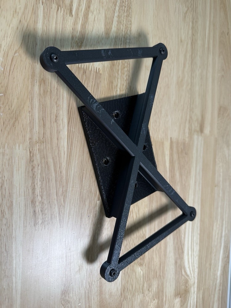 Floating Amp Mount for DD Audio SS2000 | Minimalist Car Audio Bracket