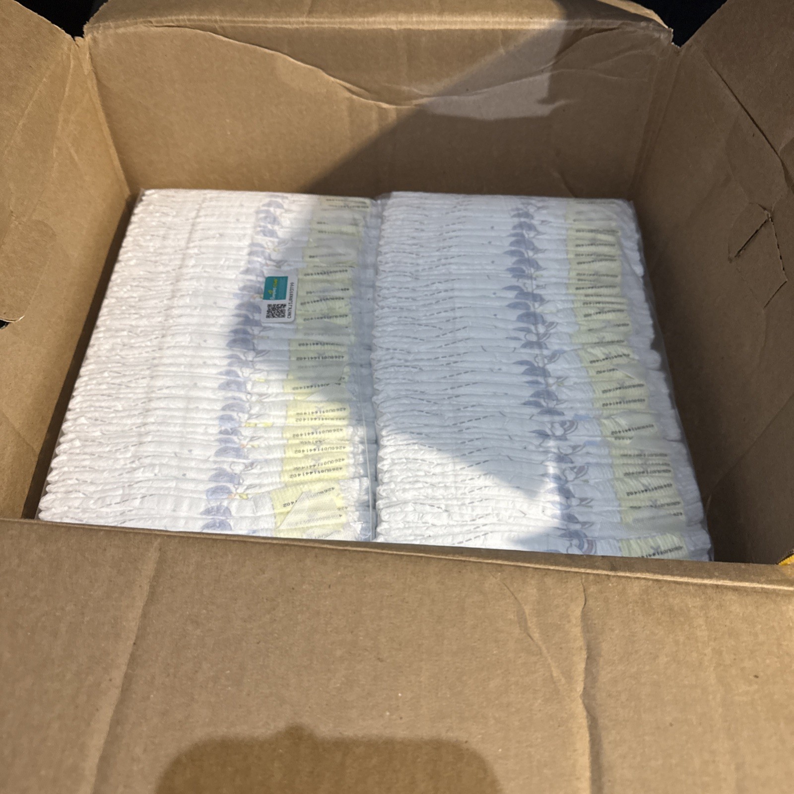 1/2 Box - Pampers Swaddlers Disposable Diapers Size 3,164 Count