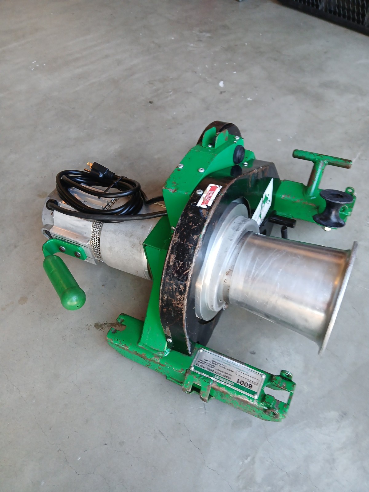 Greenlee 6001 6500 lbs Super Tugger Cable Puller