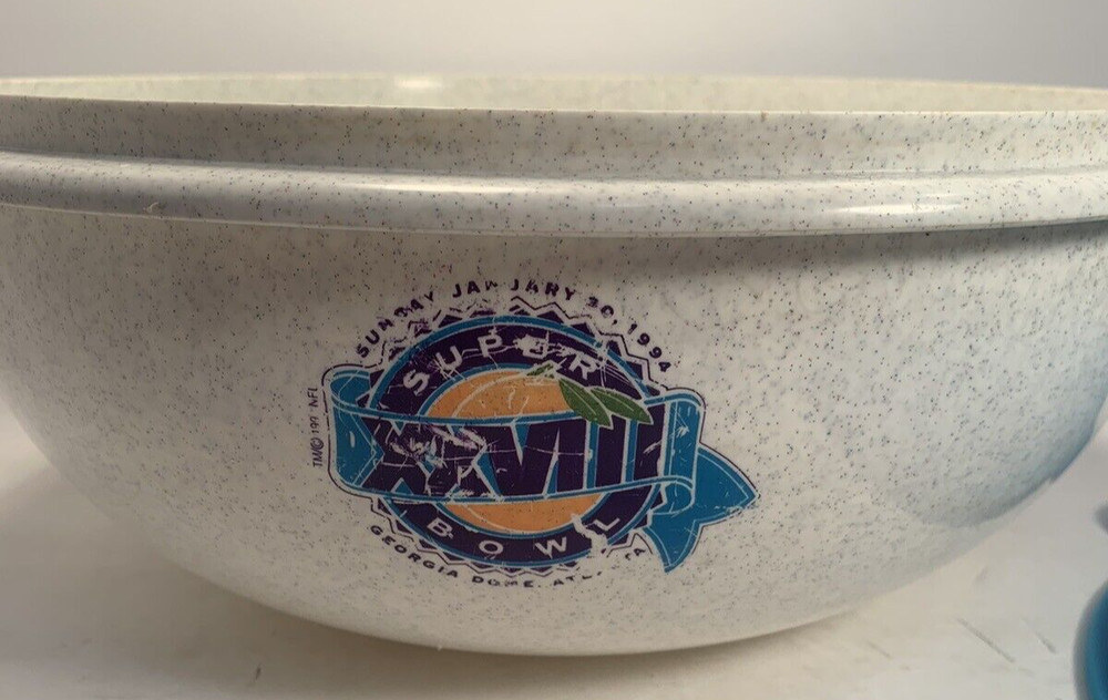 Super Bowl Tupperware Bowl large 12" diameter at top