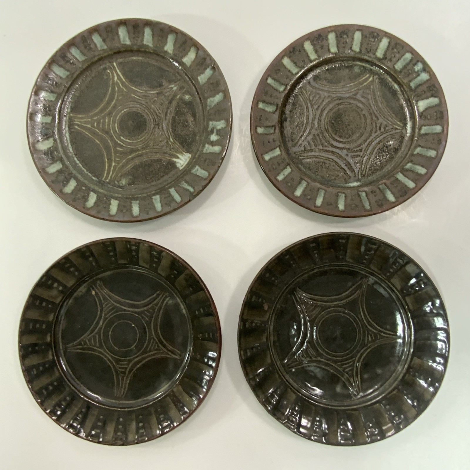 4 Vintage Abuja School Earthenware plate,Nigeria Africa late 20th century