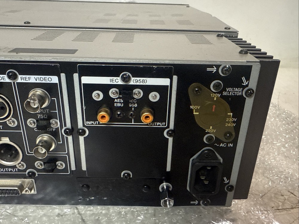 Sony PCM-7010 Digital Audio Recorder