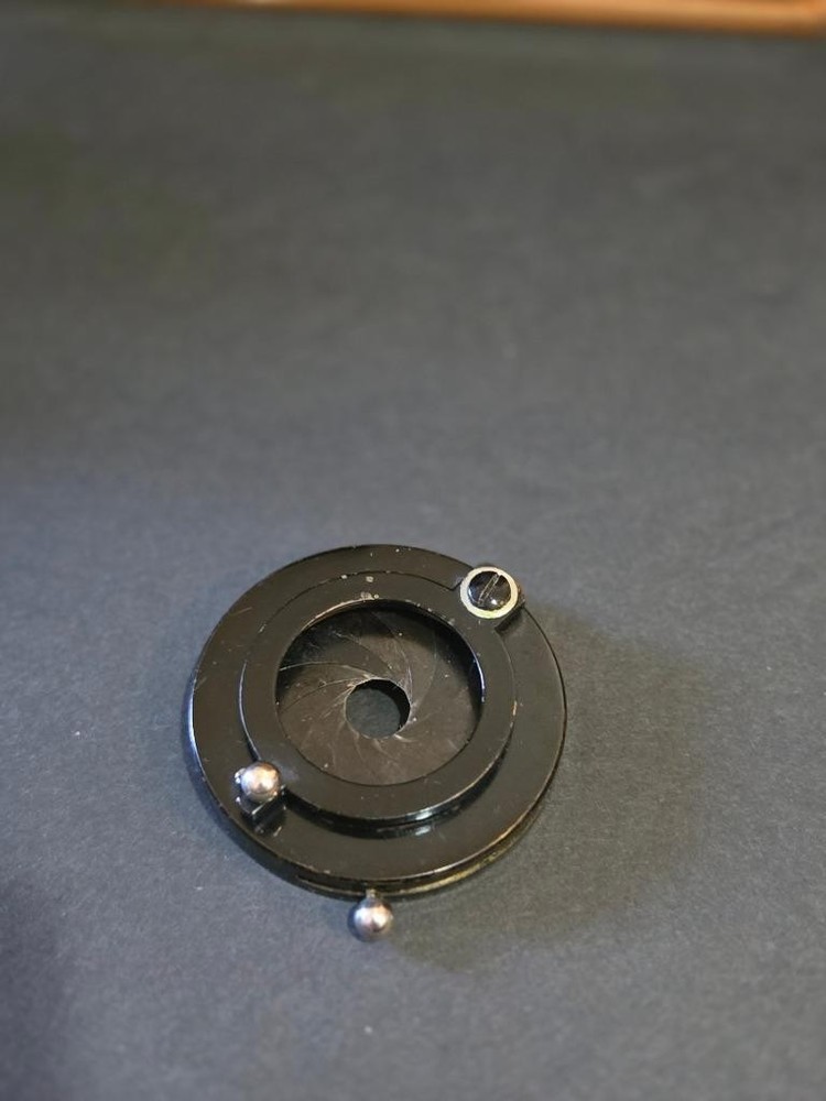 RARE 1913 GERMAN E. LEITZ WETZLAR MICROSCOPE W/ MATCH CASE WORKING # 163764