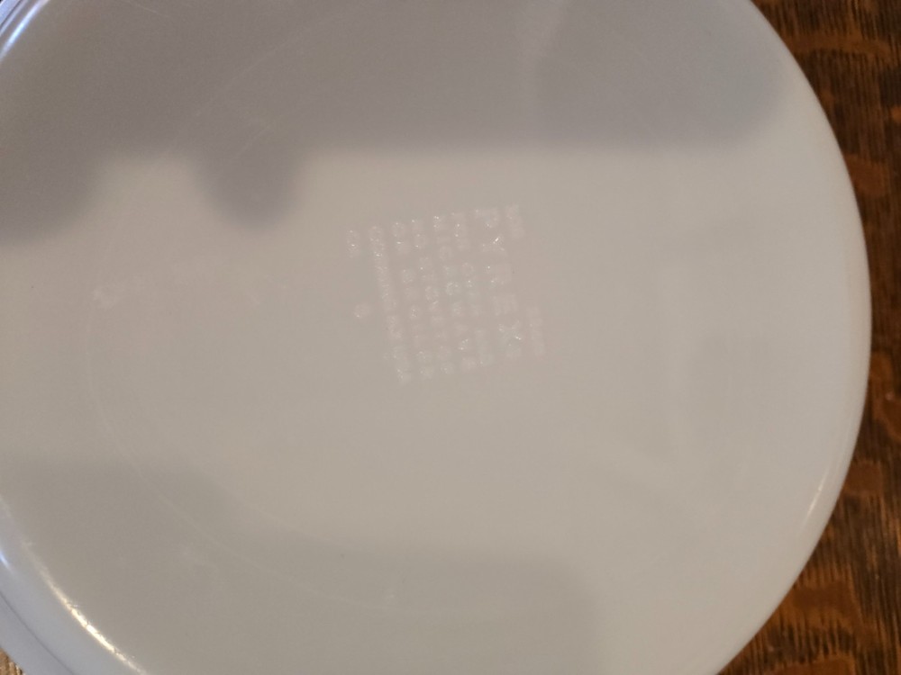 PYREX Pie Plate 10" white 209
