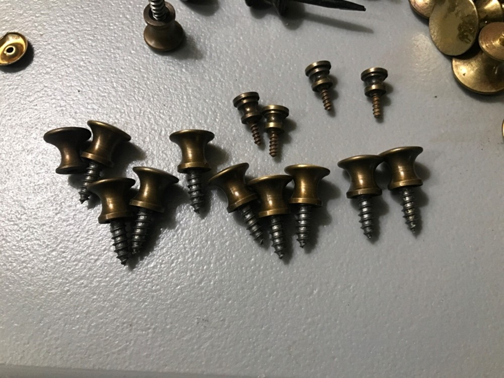 RARE 19th Century STLYE SOLID BRASS SMALL FEDERAL STYLE Original KNOBS Per knob