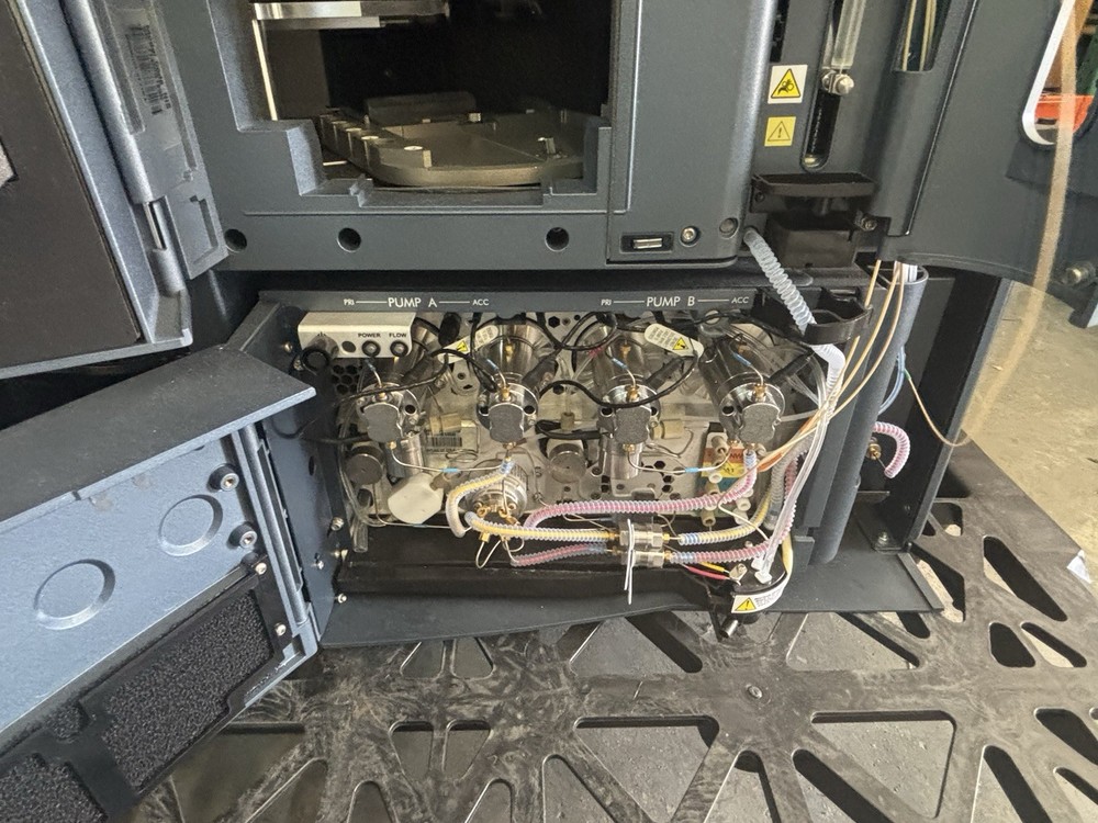 Waters Acquity M-Class HPLC System