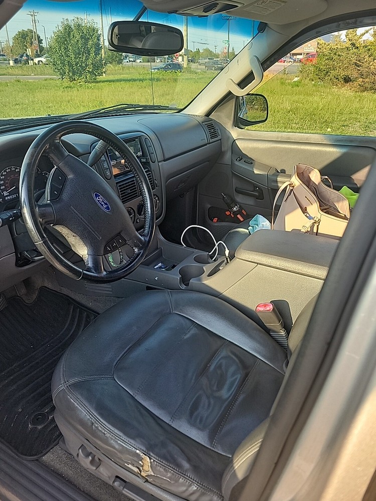 2002 Ford Explorer 4X4