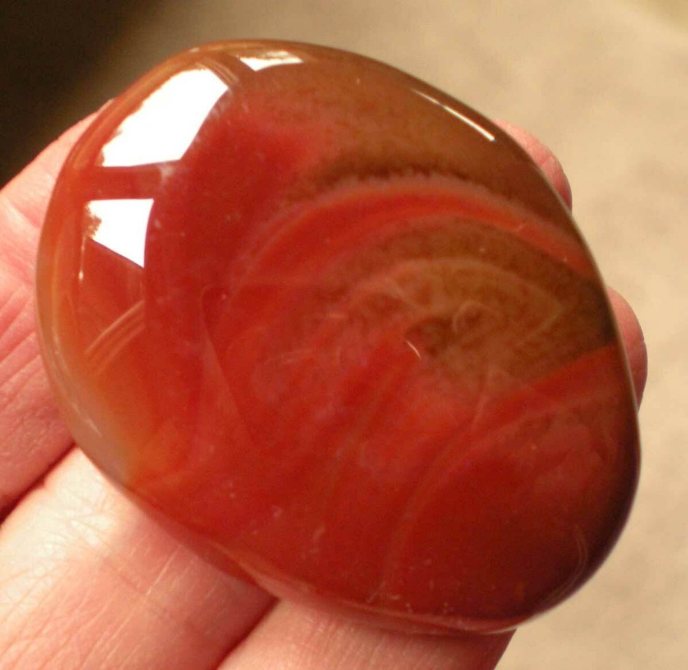 Carnelian Agate Palmstone sc707z