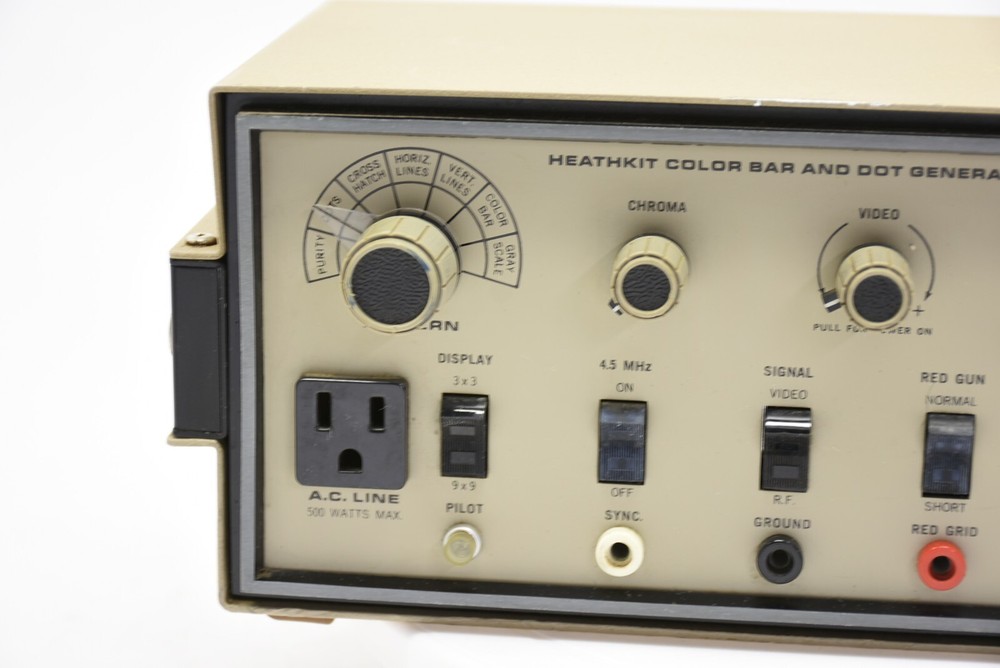 Heathkit IG-28 Color Bar & Dot Generator - Untested - Clean