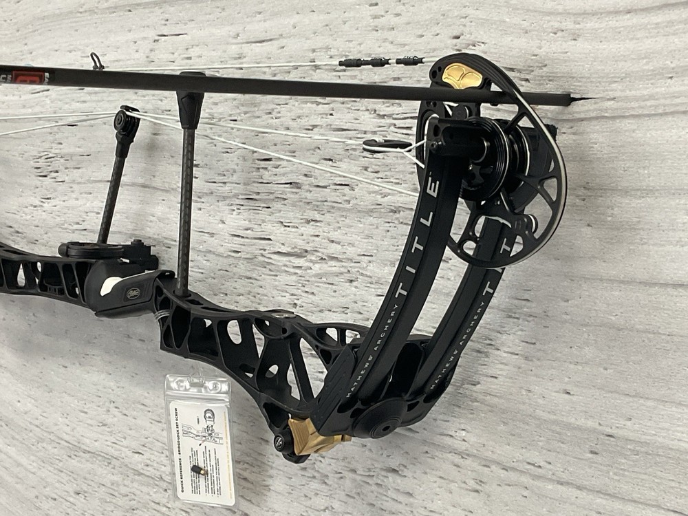 Mathews Title 40, RH In Black