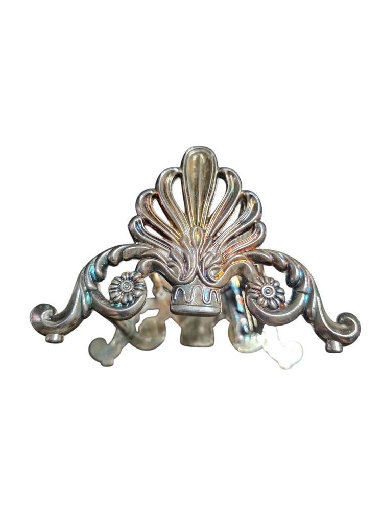 Vintage Style Ornate Silver Plated Knife Rest Shell Scroll Tableware Decor