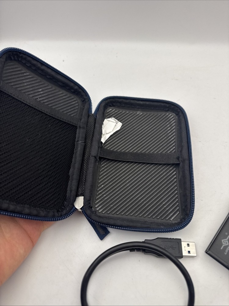 Vantec NexStar 6 External Hard Drive 2TB w/ USB 3.0 Cable + Case Tested