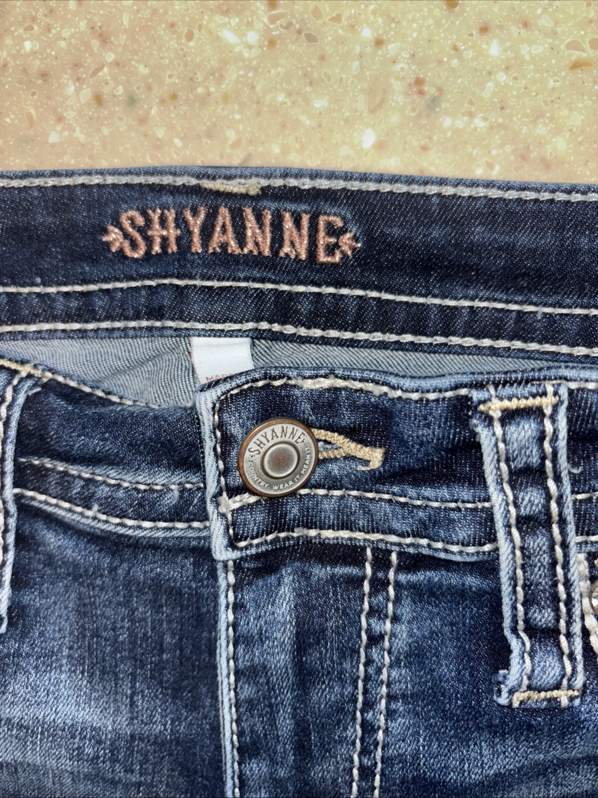 SHYANNE Shorts Womens Size 27 Blue Jean Denim Cowgirl Western Bling 4” JUNIORS
