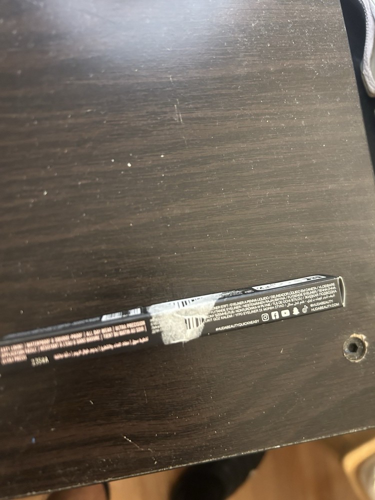 Hydra Beauty Precision Liquid Liner Quick N Easy Very Vanta