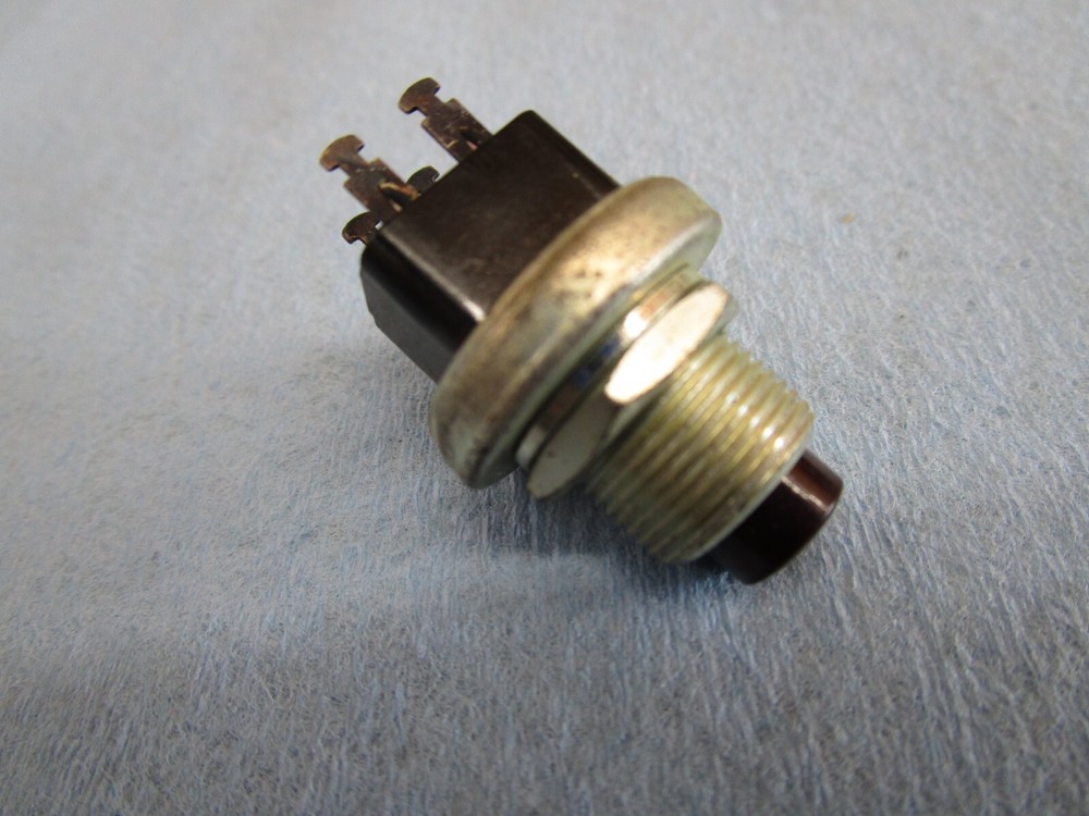 New old stock vintage mini Grayhill pushbutton microswitch 4 spade terminals