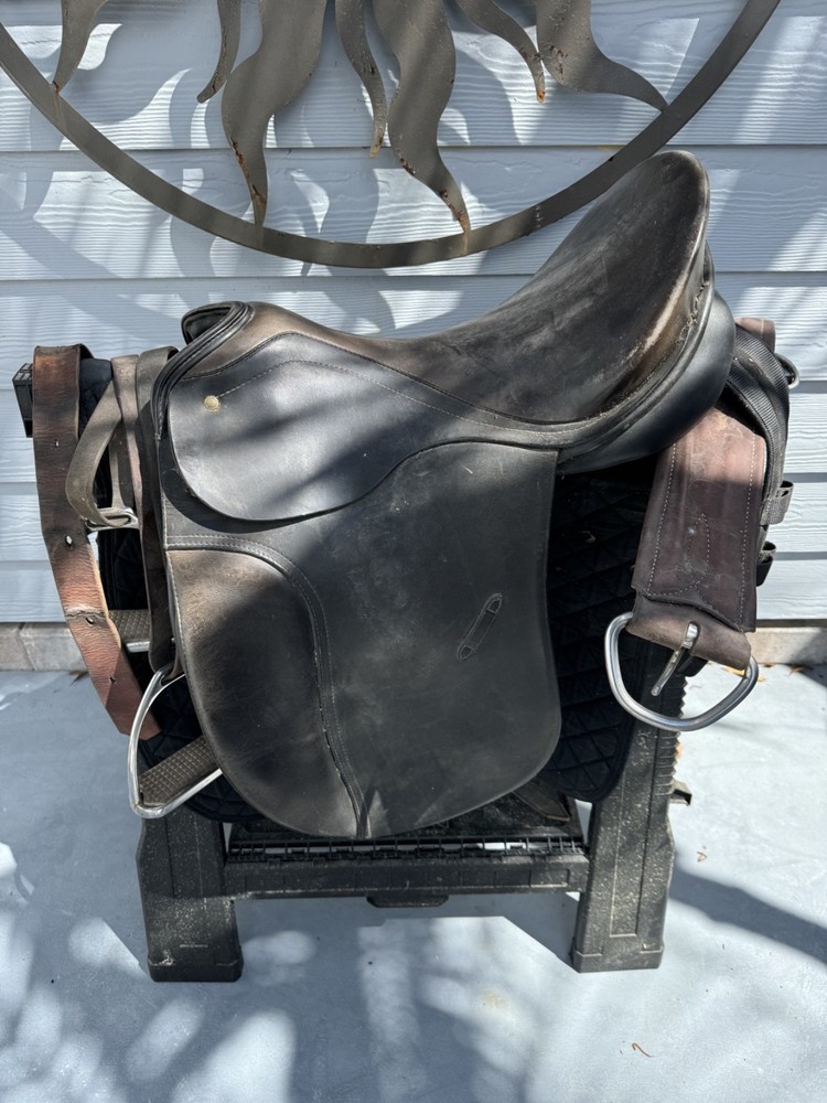 G. Passier & Sohn Hannover 16.5” Leather saddle
