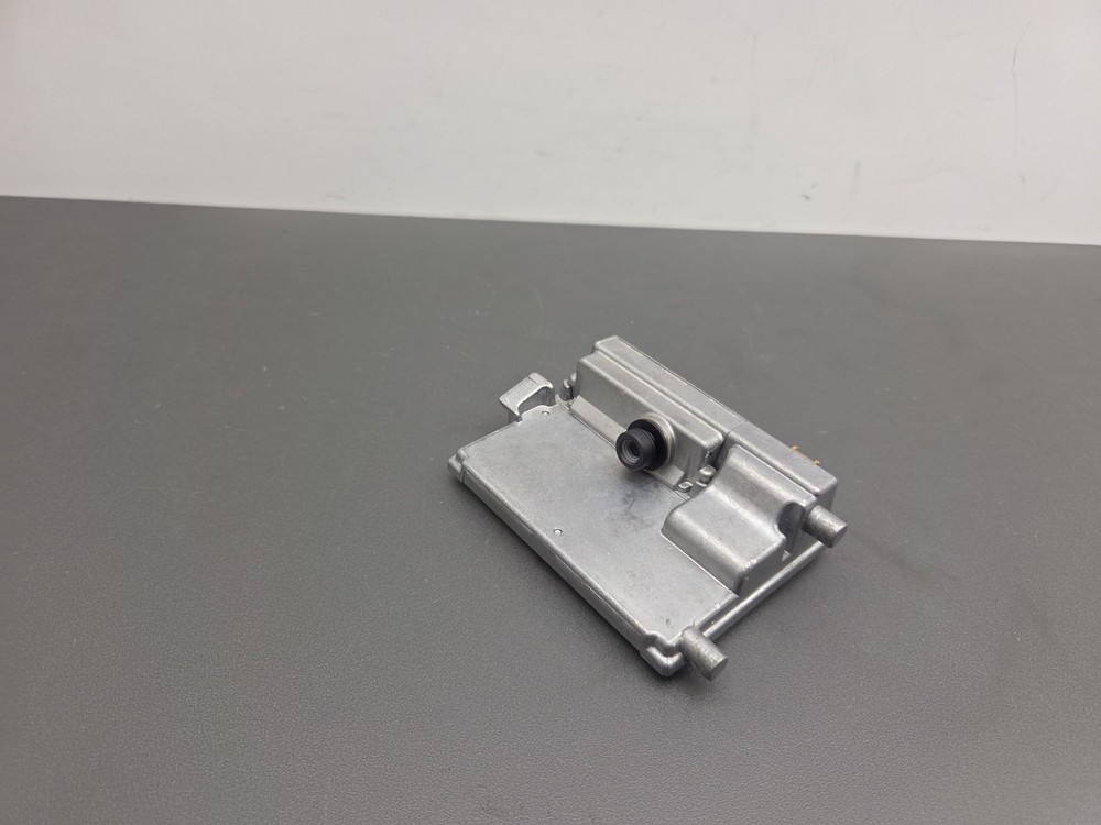 OEM Front Camera For Driver Assistance Programs fits Audi Volkswagen 2Q0980653