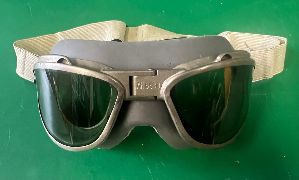 AN-6530 FLYING GOGGLES- CHAS. FISCHER