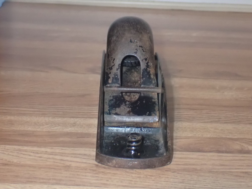 Stanley Wood Plane No. 130. Missing handle/knob piece broken on back