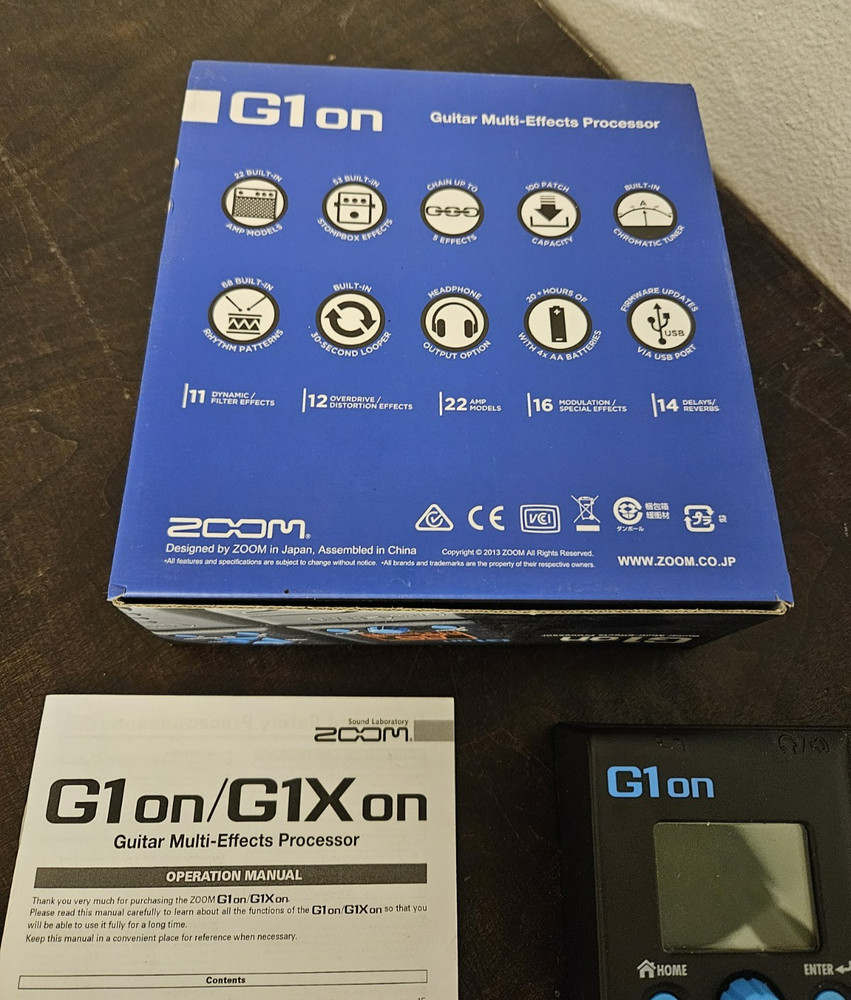 ZOOM G1 on Guitar Multi-Effects Processor with Box and Manual