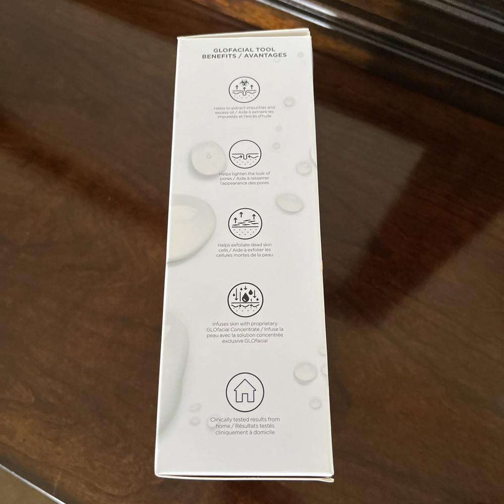 BeautyBio GLOfacial Pore Cleansing Tool