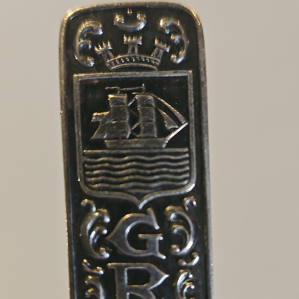 Grimstad Silverplate Souvenir Spoon with Crest Flatware-Place Settings