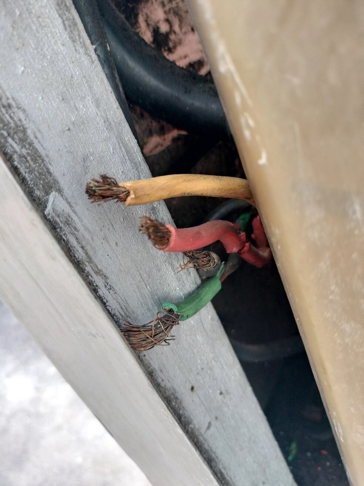 Hollymatic Meat Grinder - Parts Missing