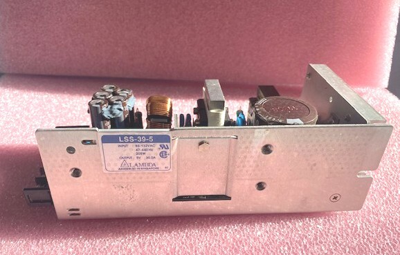 LAMBDA Power Supply LSS-39-5   5v 30A  85-132V