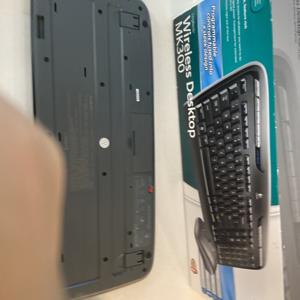 Logitech MK300 Wireless Desktop Keyboard Mouse Receiver Tested Working/ Computer