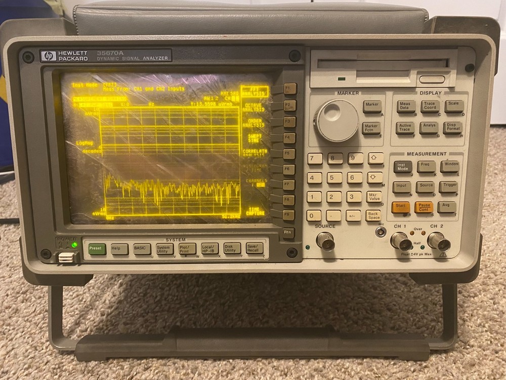 HP 35670A Dynamic Signal Analyzer (Good Condition)