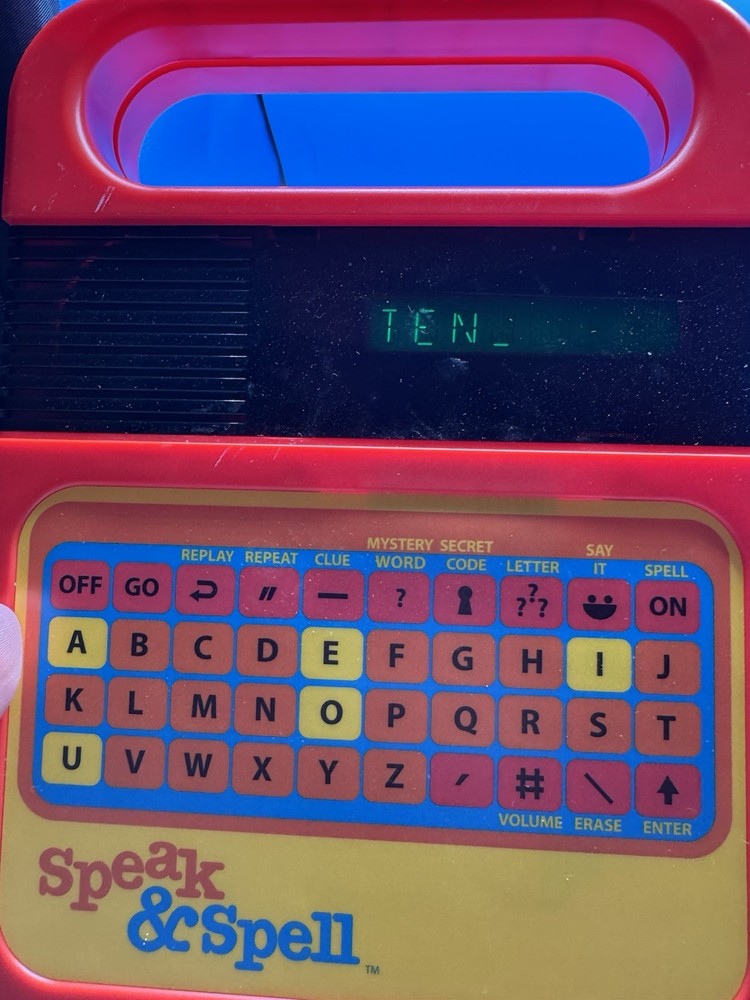 Speak & Spell by Basic Fun Kahootz Red Retro Electronic Educational Toy - Tested