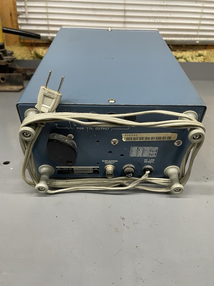 Leader LCG-396 NTSC Pattern Generator – Untested- Does Power On