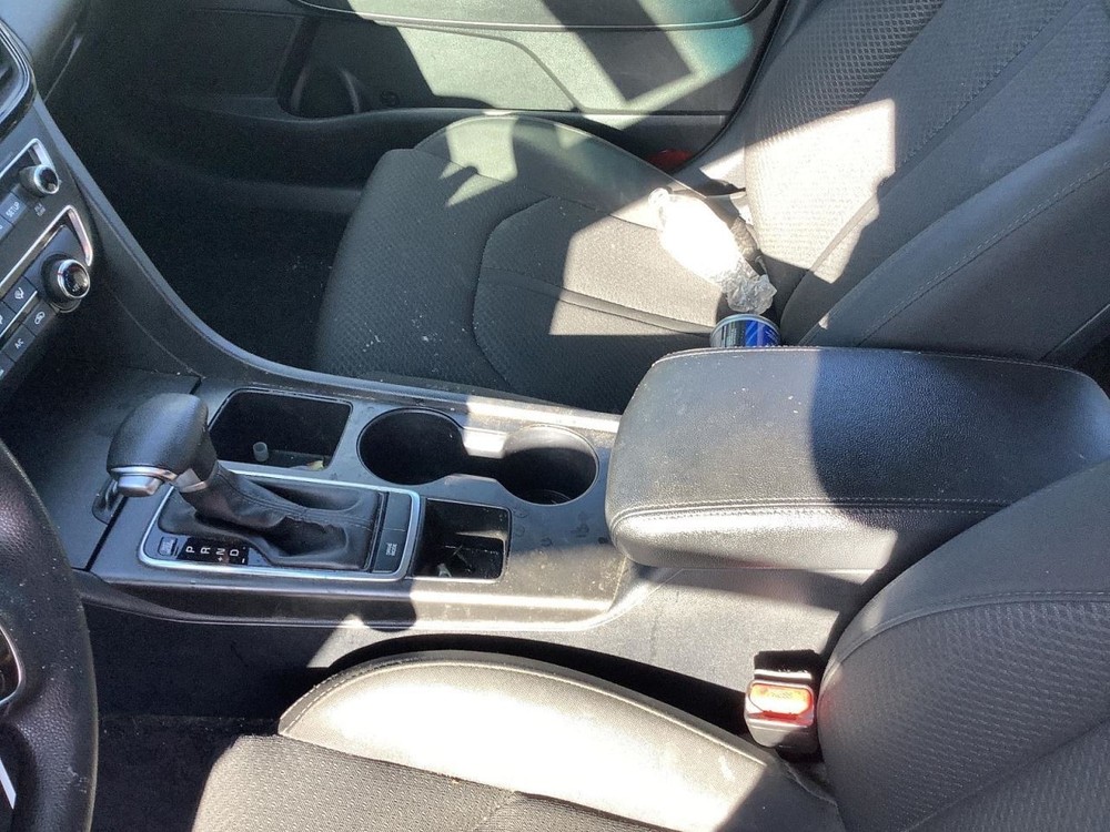 OPTIMAKIA 2018 Glove Box 4712269