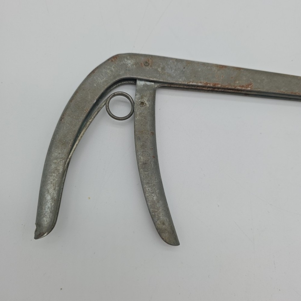 Baker Mfg. Co HookOut Fish Hook Removal Tool Vintage