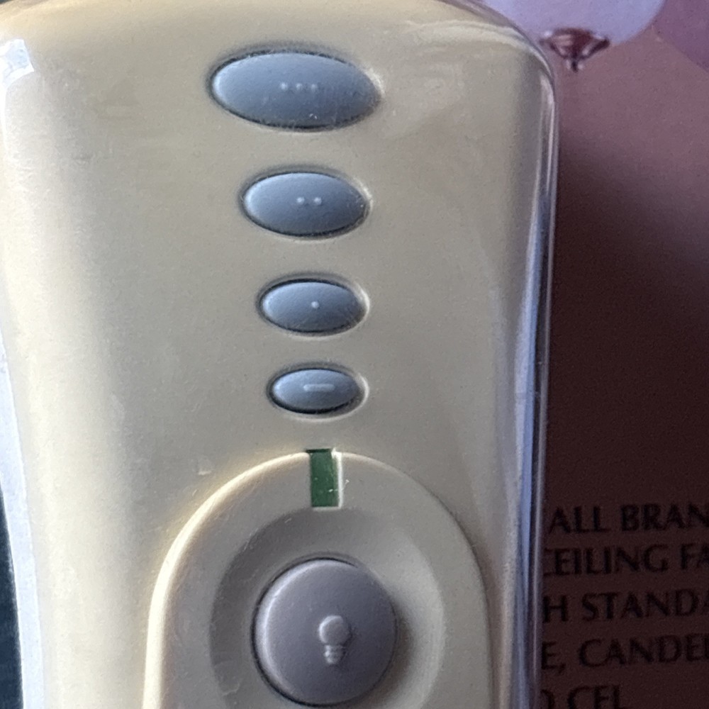 Hunter 27185 Ceiling Fan And Light Remote Control